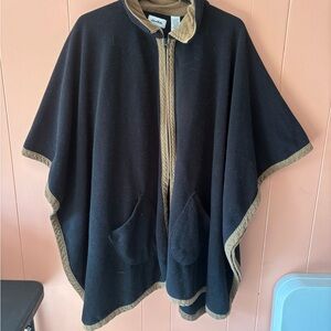 Elegant Black Cape with Tan Trim